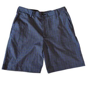 Izod Golf Men's Plaid Golf Shorts.  Size 34